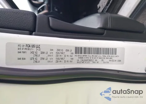 2015 Jeep Grand Cherokee Laredo z USA, uszkodzony, nr VIN 1C4RJEAGXFC826312